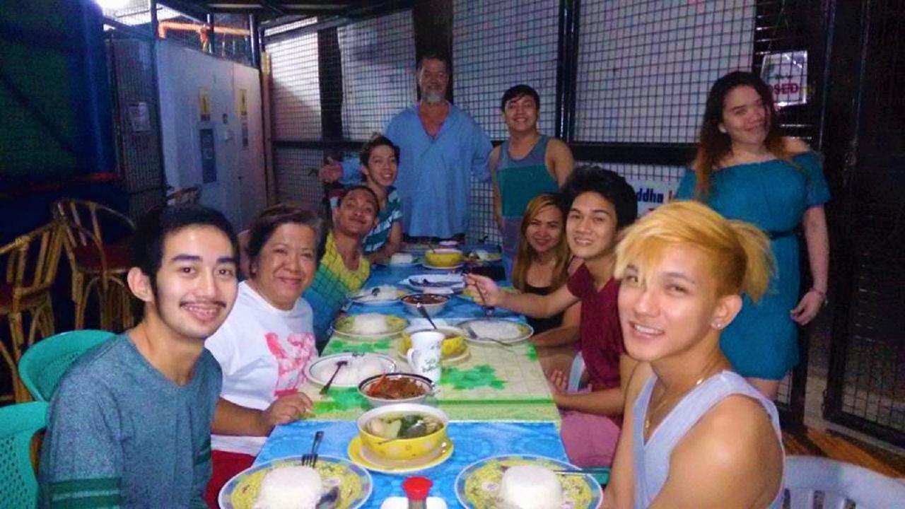 Happy Buddha Inn Puerto Galera Eksteriør bilde